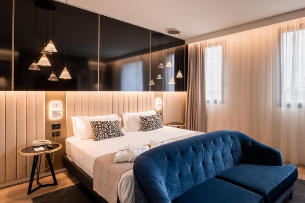 Aemilia Hotel Bologna image 1