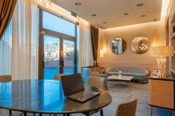 Aemilia Hotel Bologna image 13