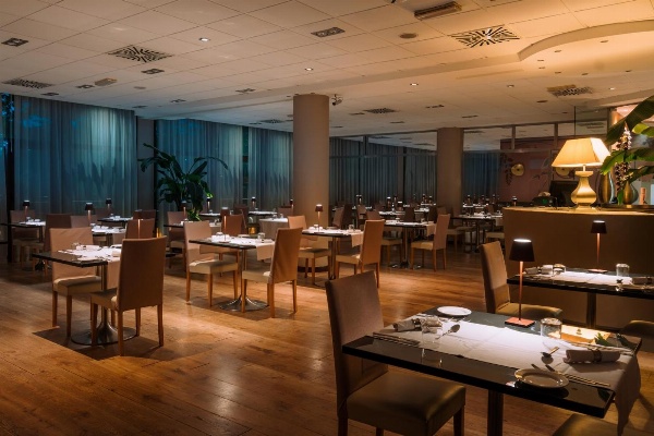 Aemilia Hotel Bologna image 6